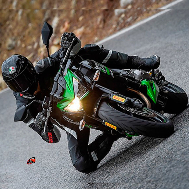Llanta 120/70-17 Pirelli Diablo Rosso 3 Radial Tl