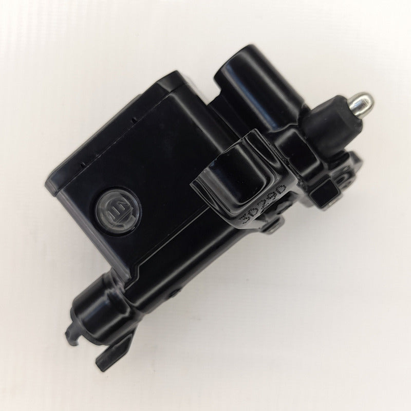 Bomba De Freno Delantera Fz250/ R15 V3 Yamaha Original Negro