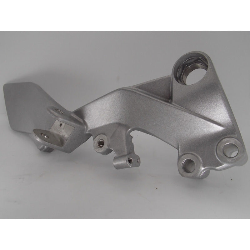 Soporte Reposapie Delantero Derecho Duke 200/390 Original