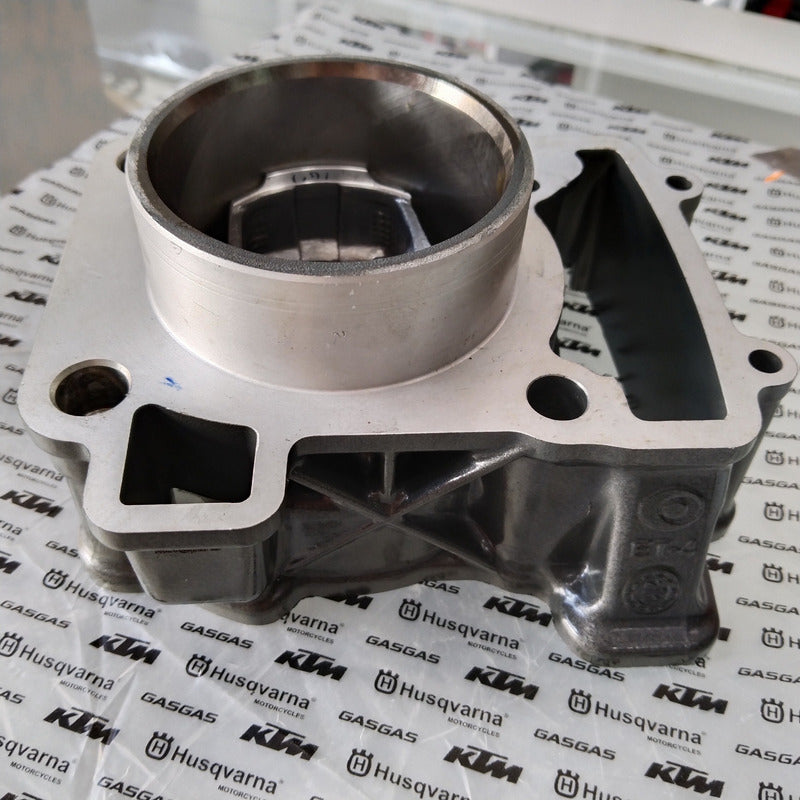 Kit Cilindro Completo Duke 200/ng/rc Svartpilen 200 Original