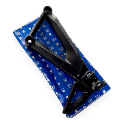 Soporte Reposapie Trasero Derecho Negro Ns200-160 /fi Bajaj