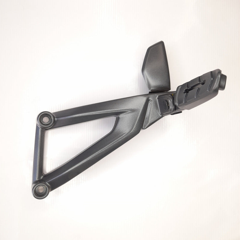 Soporte Reposapie Trasero Izquierdo Gris Ns200 Bajaj Origina