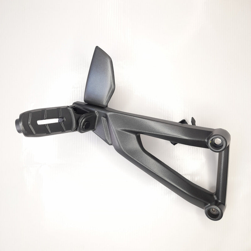 Soporte Reposapie Trasero Derecho Gris Ns200 Bajaj Original